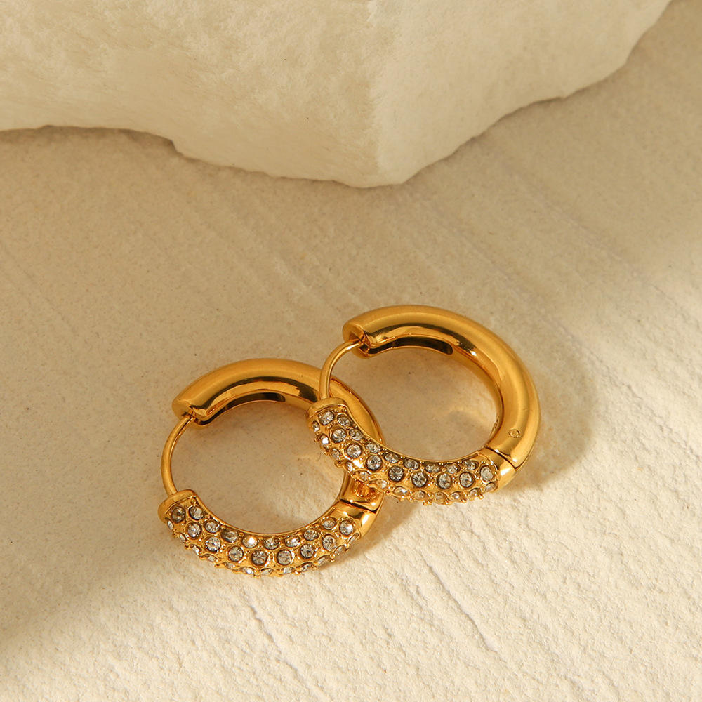 Noor Hoops